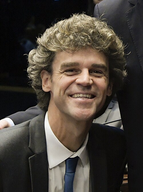¿Qué raqueta usa Gustavo Kuerten? Equipamiento y especificaciones