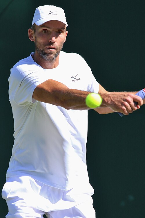¿Qué raqueta usa Ivo Karlovic? Equipamiento y especificaciones