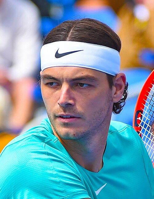 ¿Qué Raqueta Usa Taylor Fritz? Equipamiento y Especificaciones